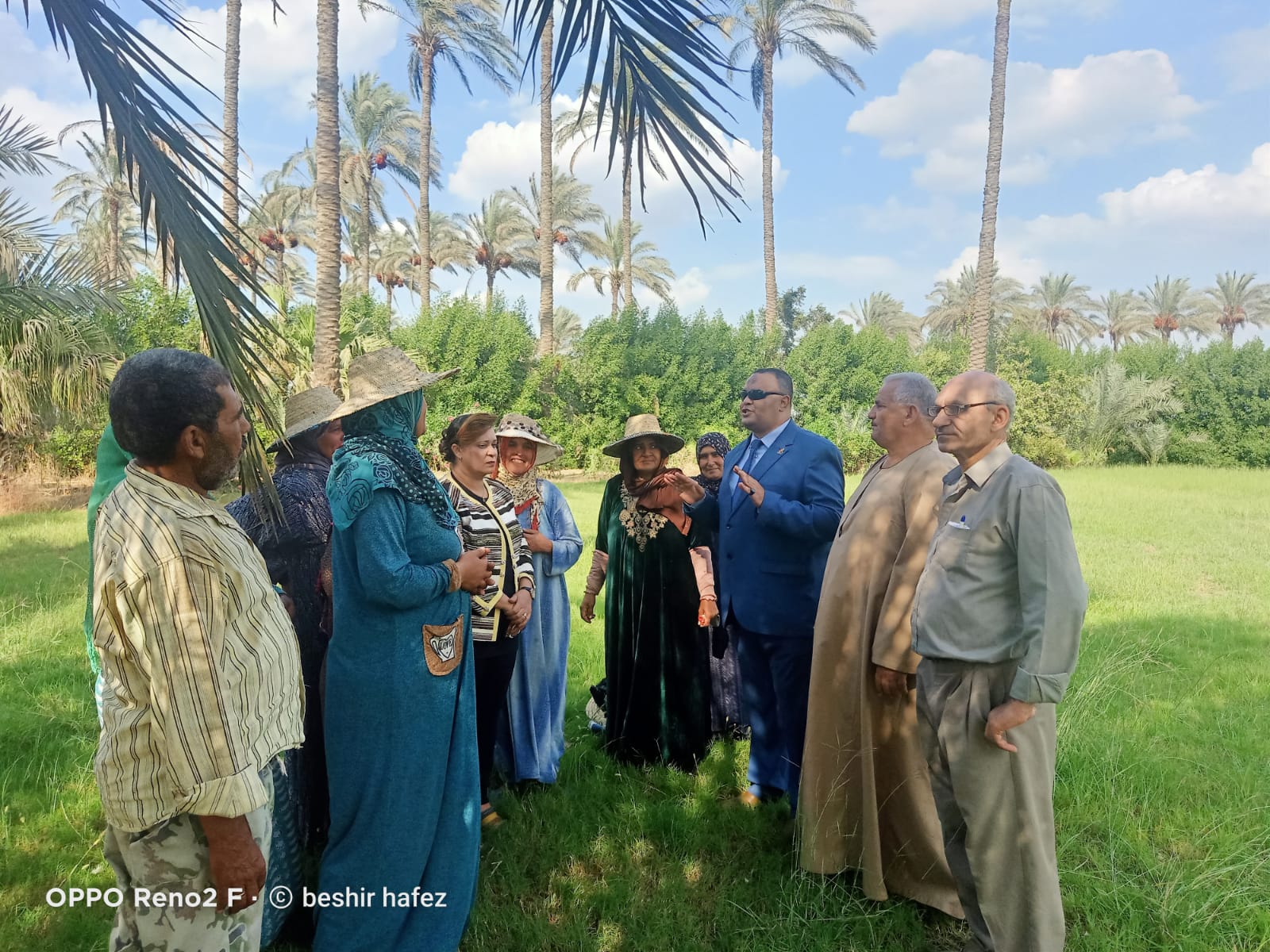 حزب مصر الحديثة بالشرقية يلتقي عدداً من السيدات الريفيات لبحث طلباتهن في إطار الإحتفال باليوم العالمي للمرأة الريفية